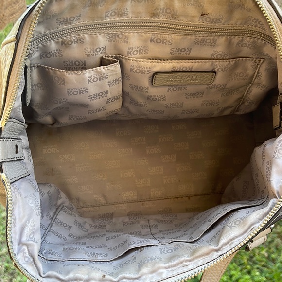 Michael Michael Kors please check all picture of condition - Picture 13 of 16